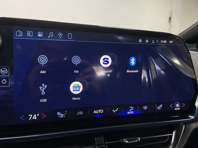 New 2026 Chevrolet Equinox EV LT FWD image 16