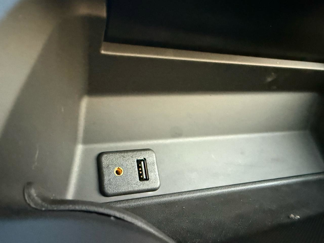 Used 2016 Chevrolet Trax LT w/ LT Convenience Package image 29