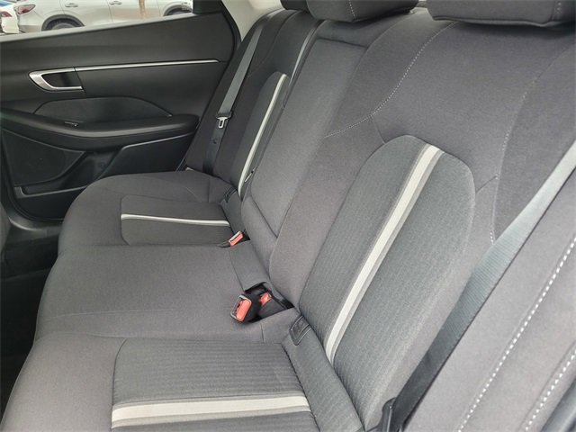 Used 2022 Hyundai Sonata SEL w/ Preferred Accessory Package image 15