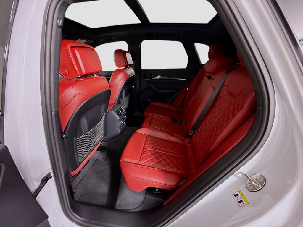 Used 2023 Audi SQ5 Prestige w/ Prestige Package image 22