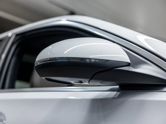 Used 2025 Mercedes-Benz C 300 C 300 image 11