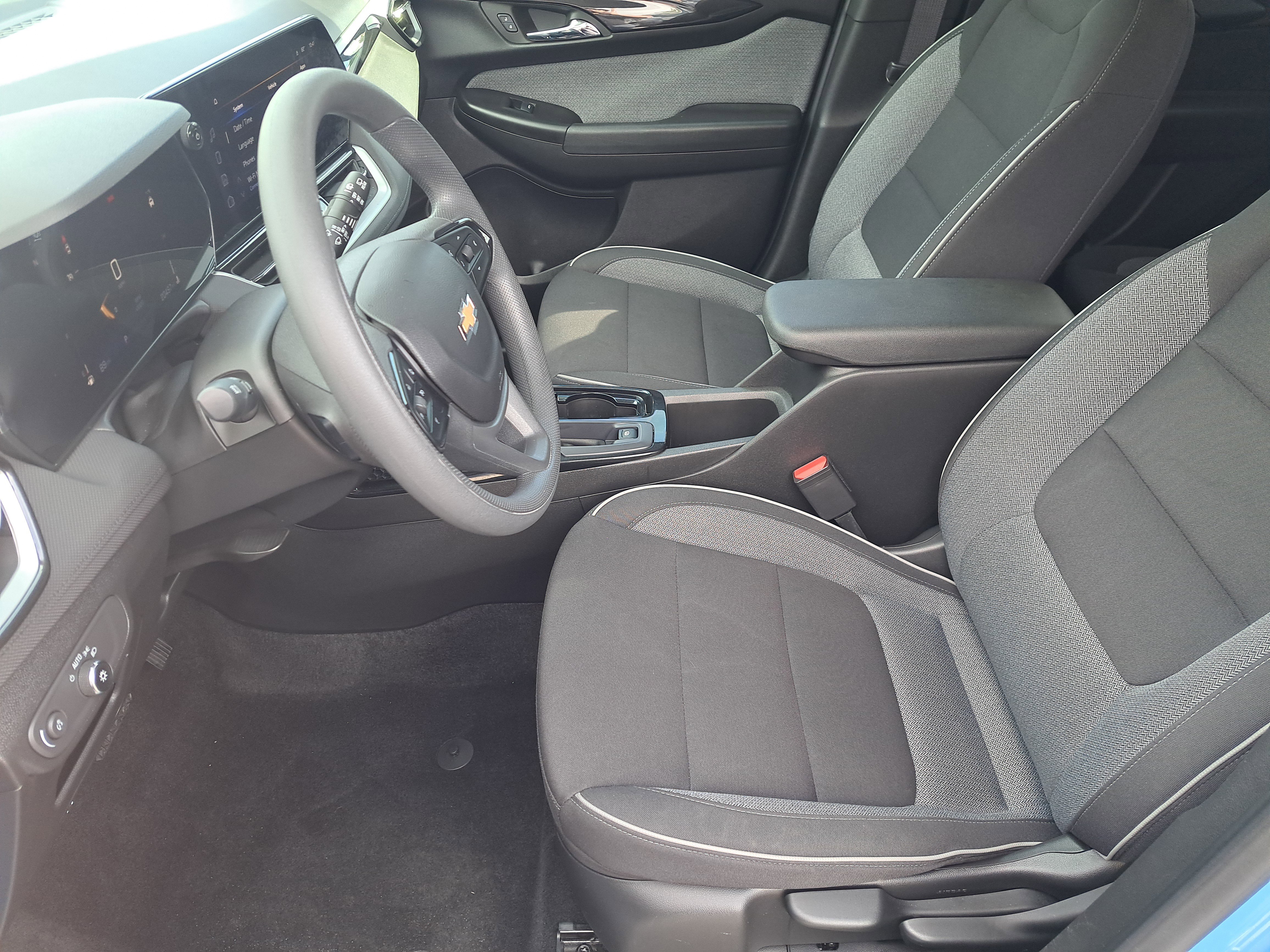 Used 2024 Chevrolet TrailBlazer LT w/ Driver Confidence Package image 16