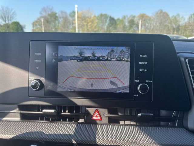 Used 2025 Kia Sportage LX image 24