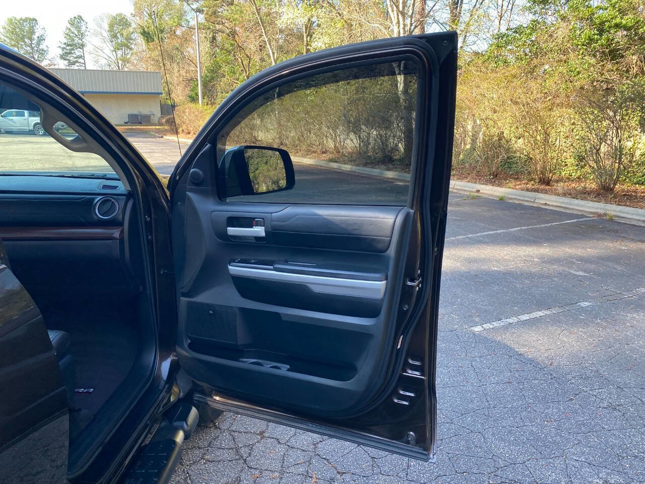 Used 2018 Toyota Tundra Limited w/ Limited Premium Package image 56