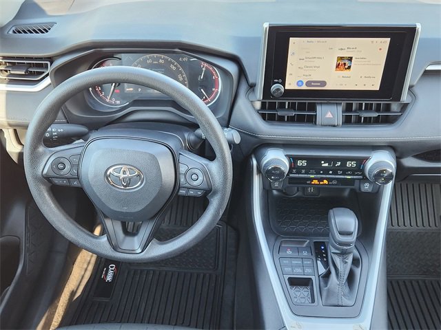 Used 2023 Toyota RAV4 XLE image 28