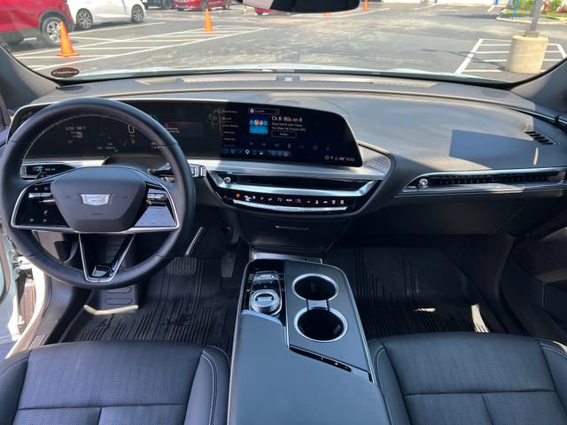 Used 2024 Cadillac Lyriq Luxury w/ LPO, Floor Liner Package AWD/4WD image 13