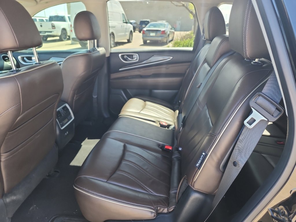 Used 2019 INFINITI QX60 Luxe w/ Essential Package image 10