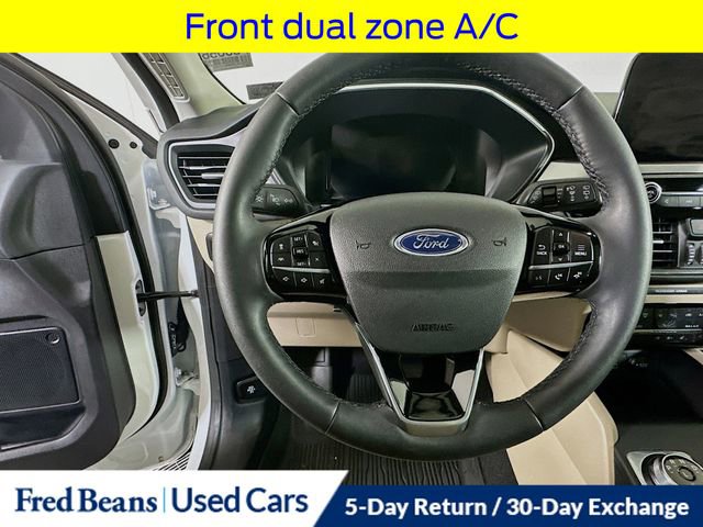 Certified 2022 Ford Escape Titanium w/ Class II Trailer Tow Package AWD/4WD image 14