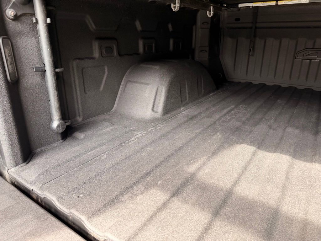 Used 2021 GMC Sierra 1500 AT4 w/ AT4 Premium Package AWD/4WD image 10