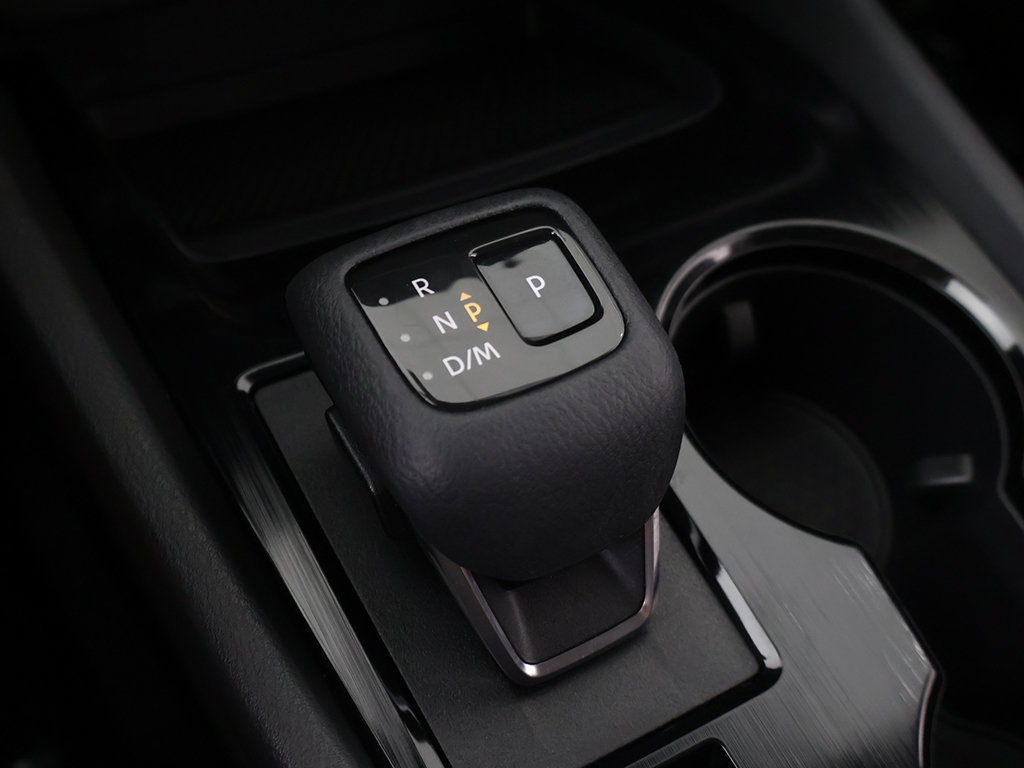 Used 2021 Nissan Rogue S FWD image 47