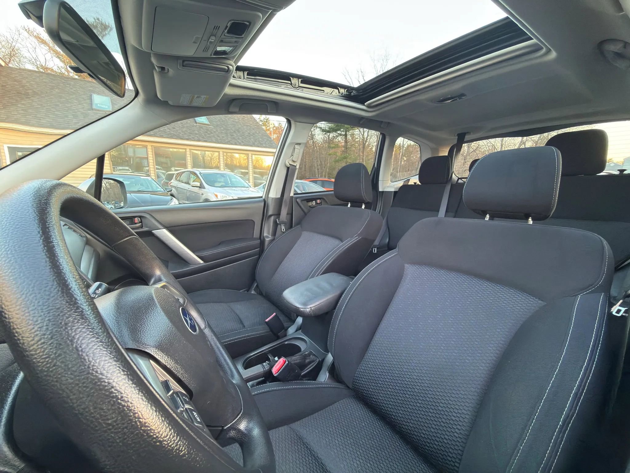 Used 2015 Subaru Forester 2.5i Premium w/ All-Weather Package AWD/4WD image 26