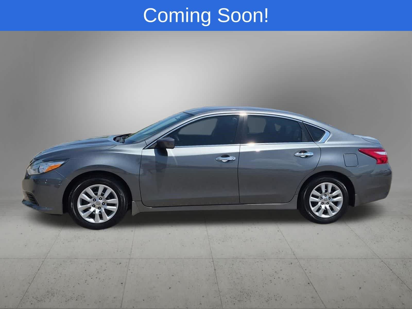 Used 2017 Nissan Altima 2.5 S w/ Power Driver Seat Package FWD image 3