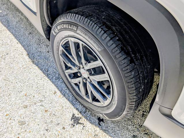 Used 2019 GMC Acadia SLT FWD image 14