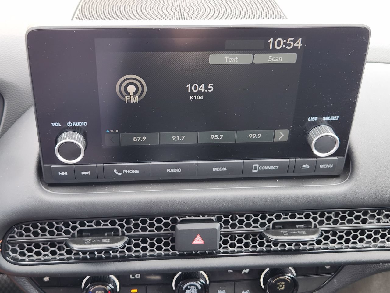Used 2025 Honda HR-V Sport image 14