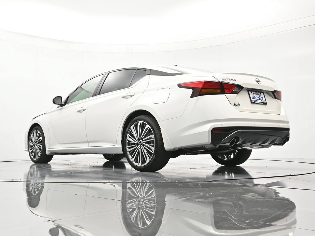 New 2026 Nissan Altima 2.5 SV w/ SV Premium Package FWD image 41