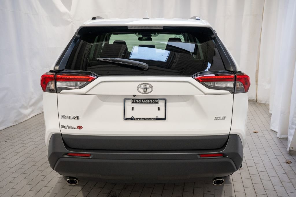 Used 2024 Toyota RAV4 XLE image 5