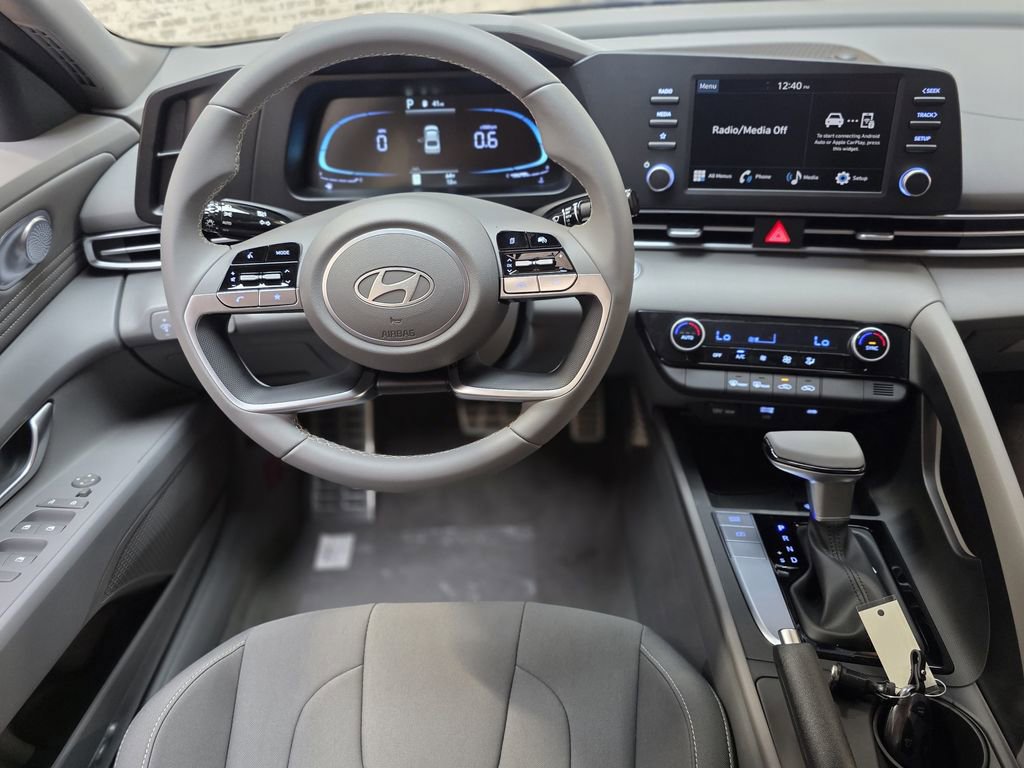 New 2026 Hyundai Elantra Sport FWD image 16