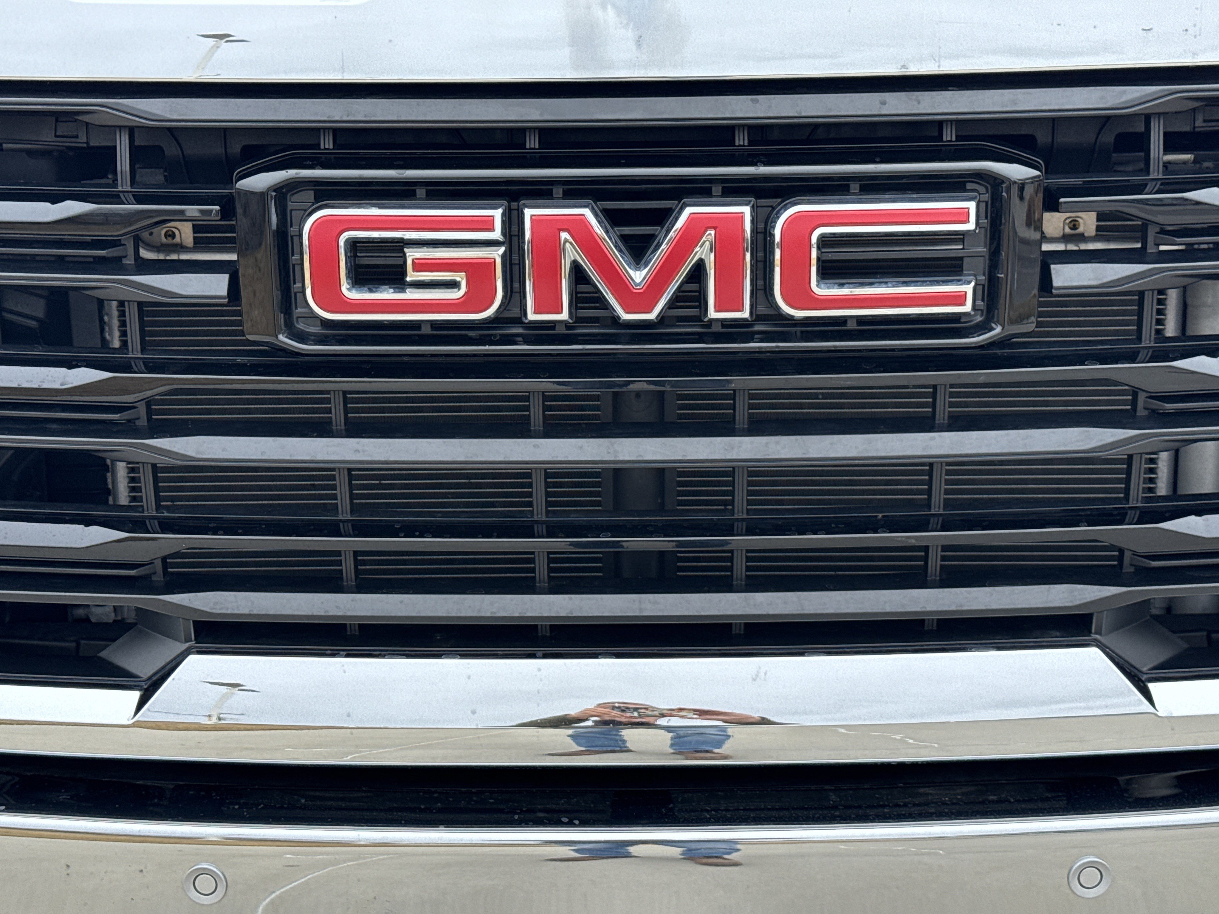 Used 2025 GMC Sierra 2500 Pro w/ 1SA Pro Safety Plus Package image 9