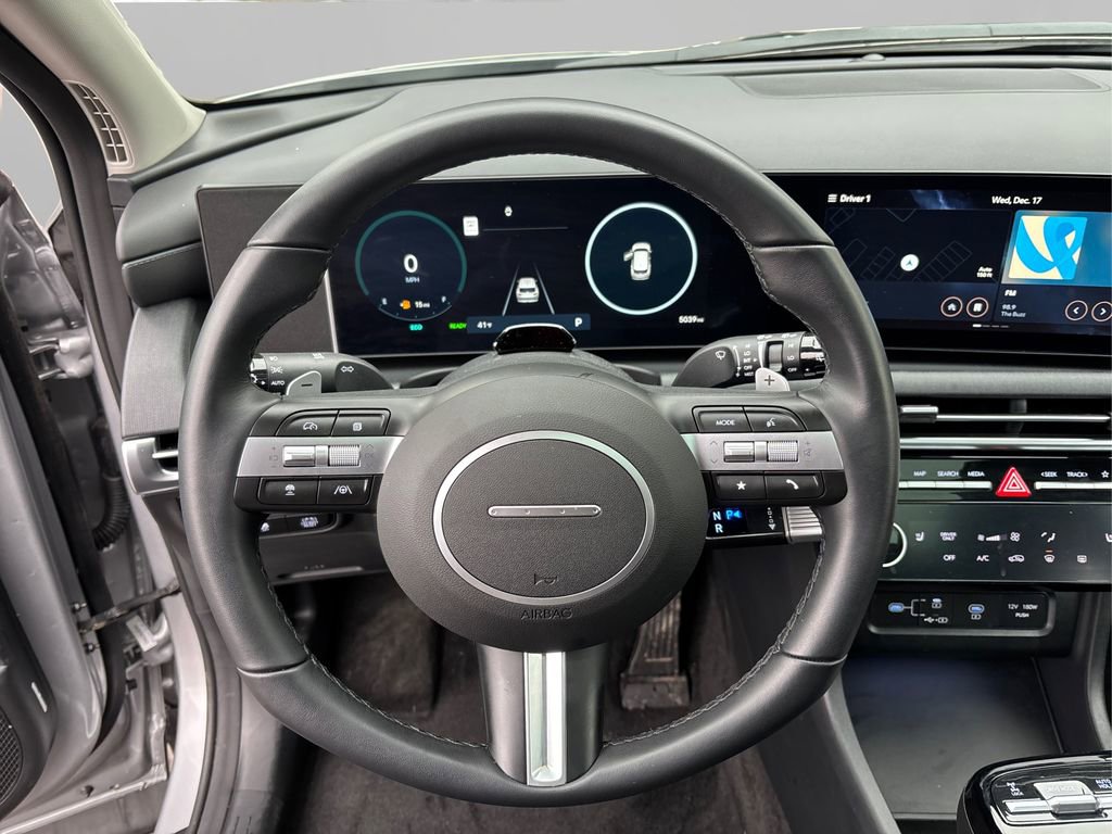 Certified 2025 Hyundai Tucson SEL image 25