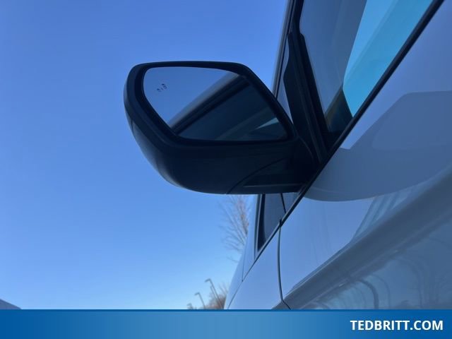 Certified 2024 Ford Edge SE image 40