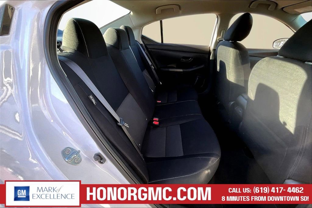 Used 2024 Nissan Sentra SV FWD image 25