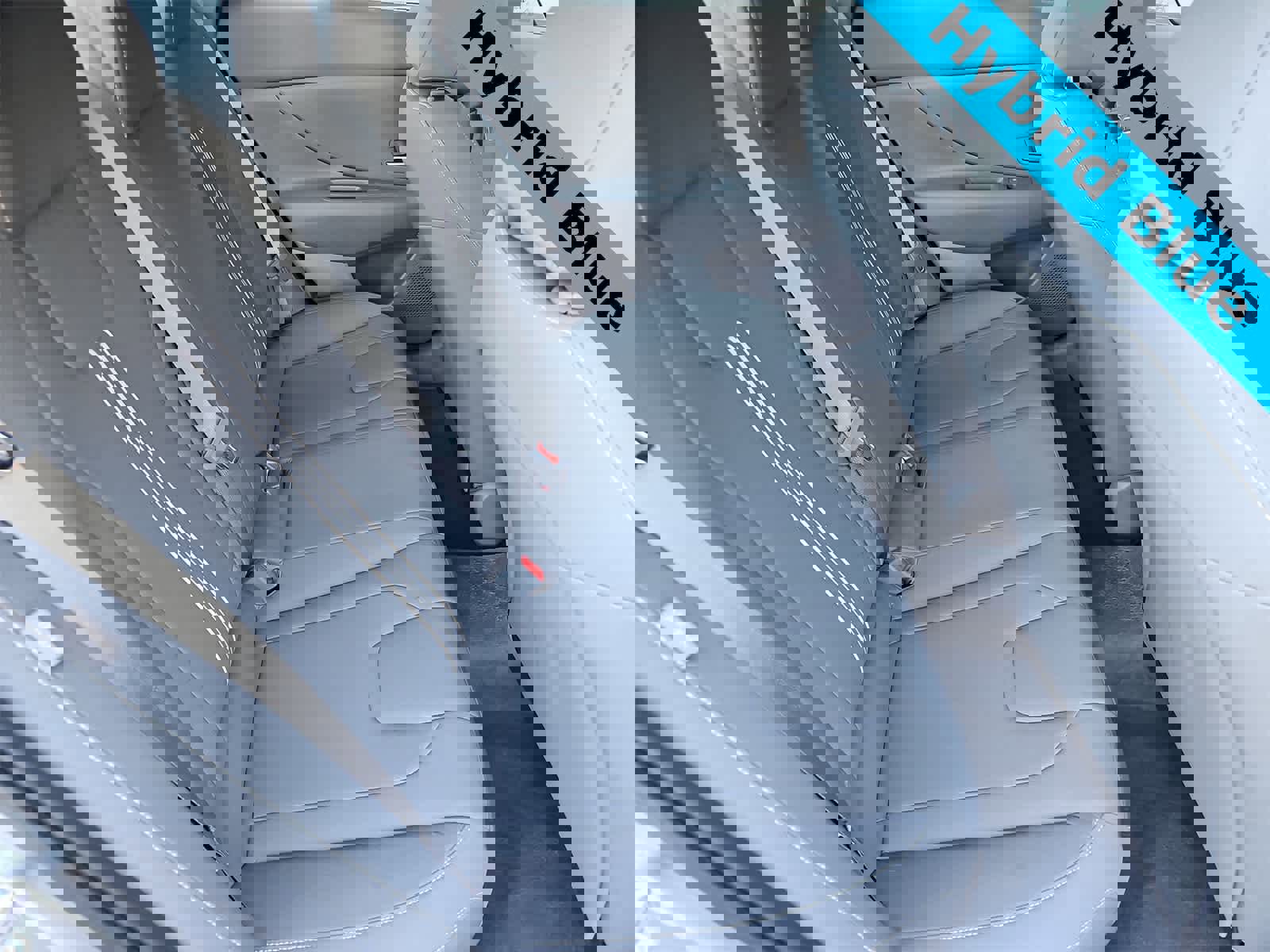 Used 2025 Hyundai Elantra Blue image 17