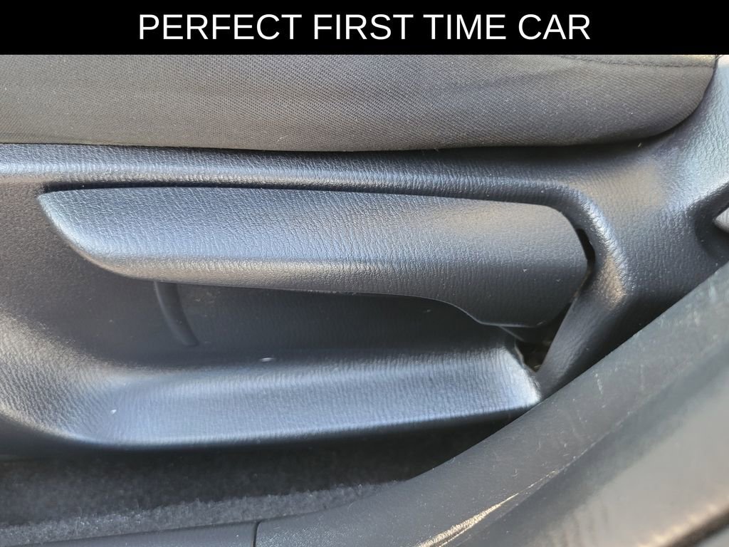 Used 2016 MAZDA MAZDA3 i Touring w/ Popular Equipment Package image 15