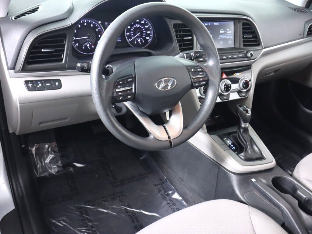 Used 2019 Hyundai Elantra SEL FWD image 9