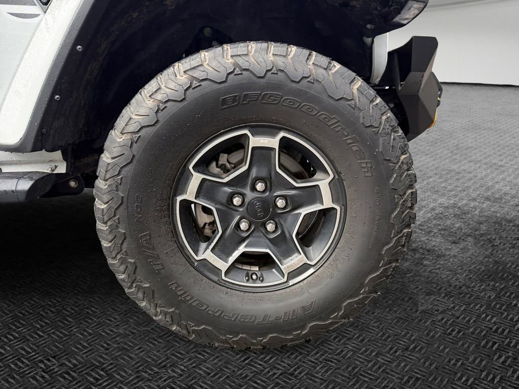 Used 2021 Jeep Gladiator Mojave w/ LED Lighting Group image 11