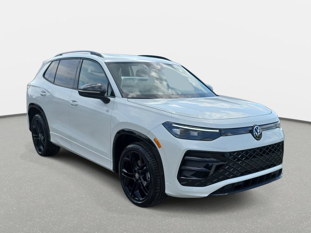 New 2026 Volkswagen Tiguan SE R-Line AWD/4WD image 3