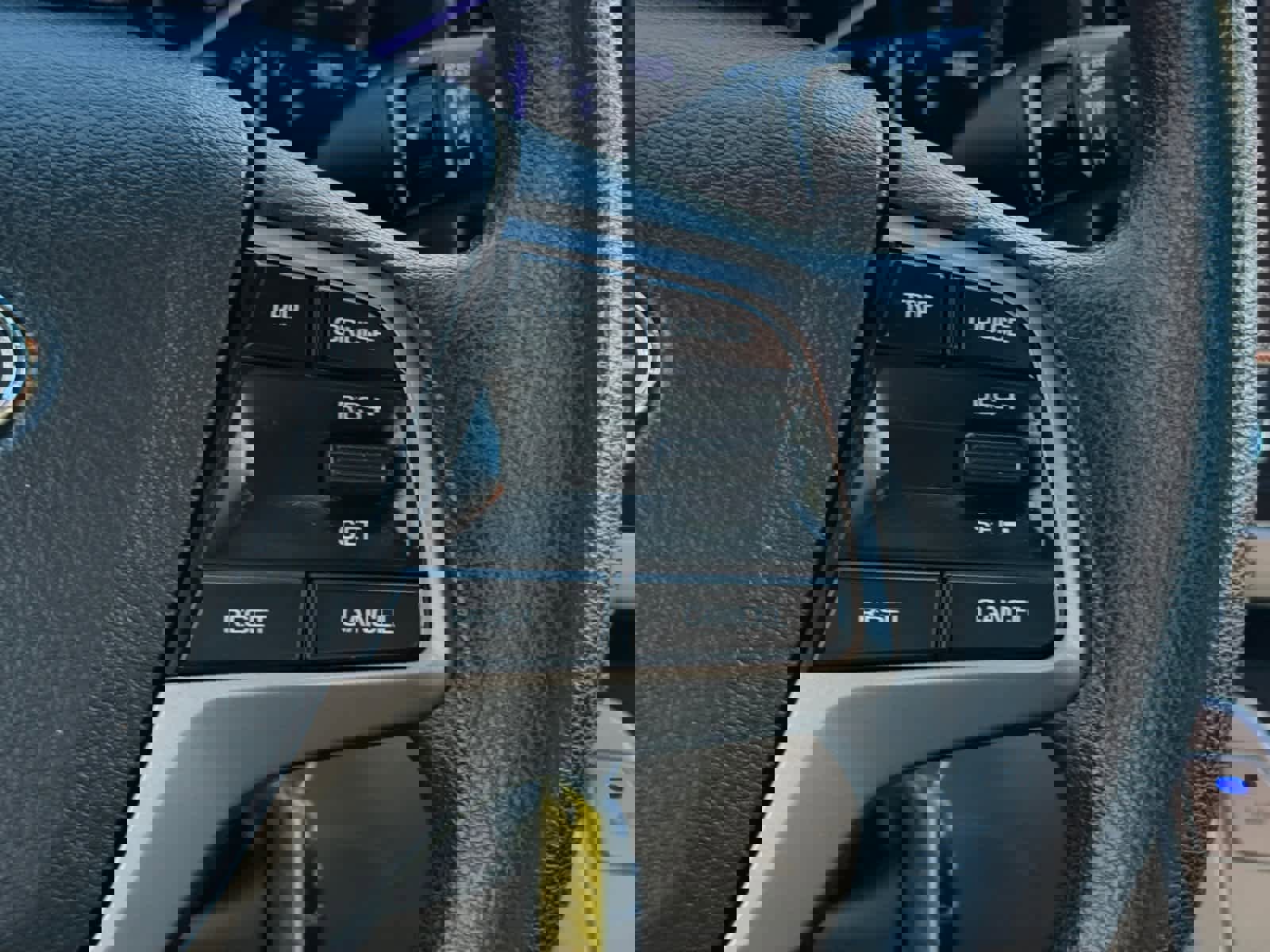 Used 2017 Hyundai Elantra SE image 16