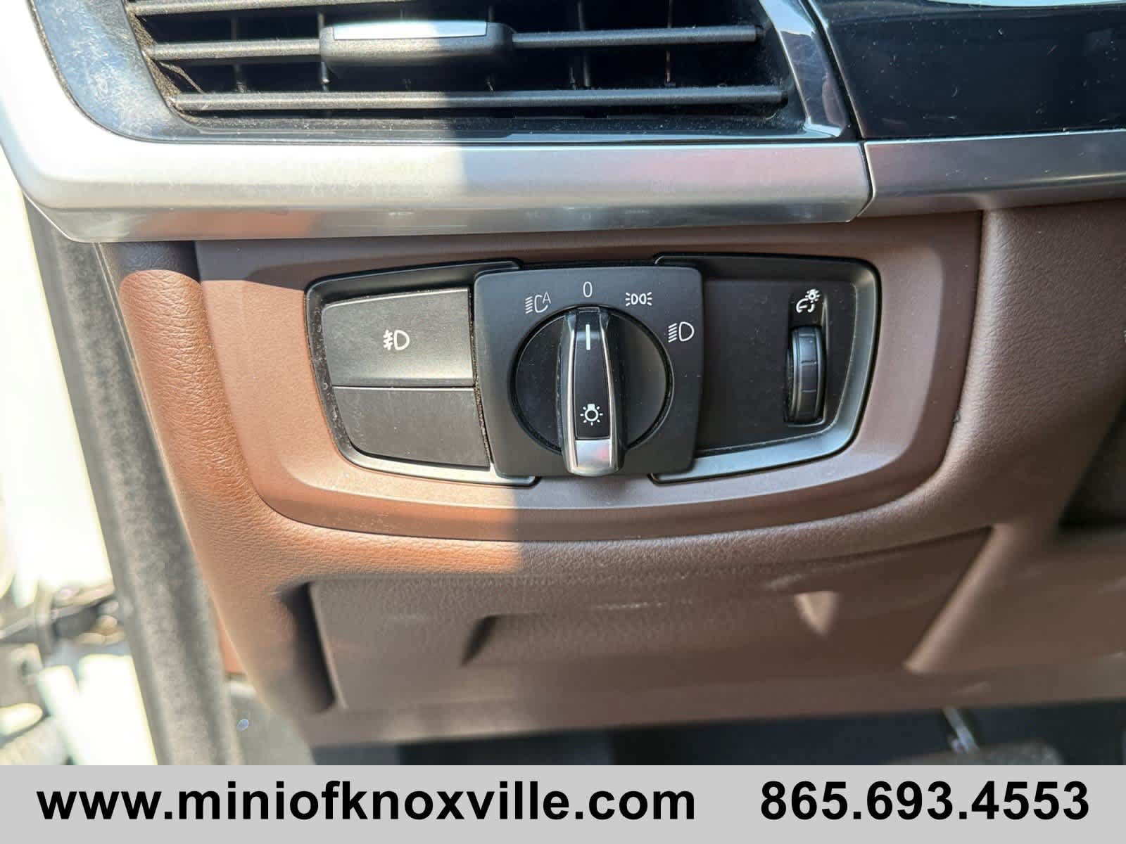 Used 2015 BMW X5 xDrive50i AWD/4WD image 30