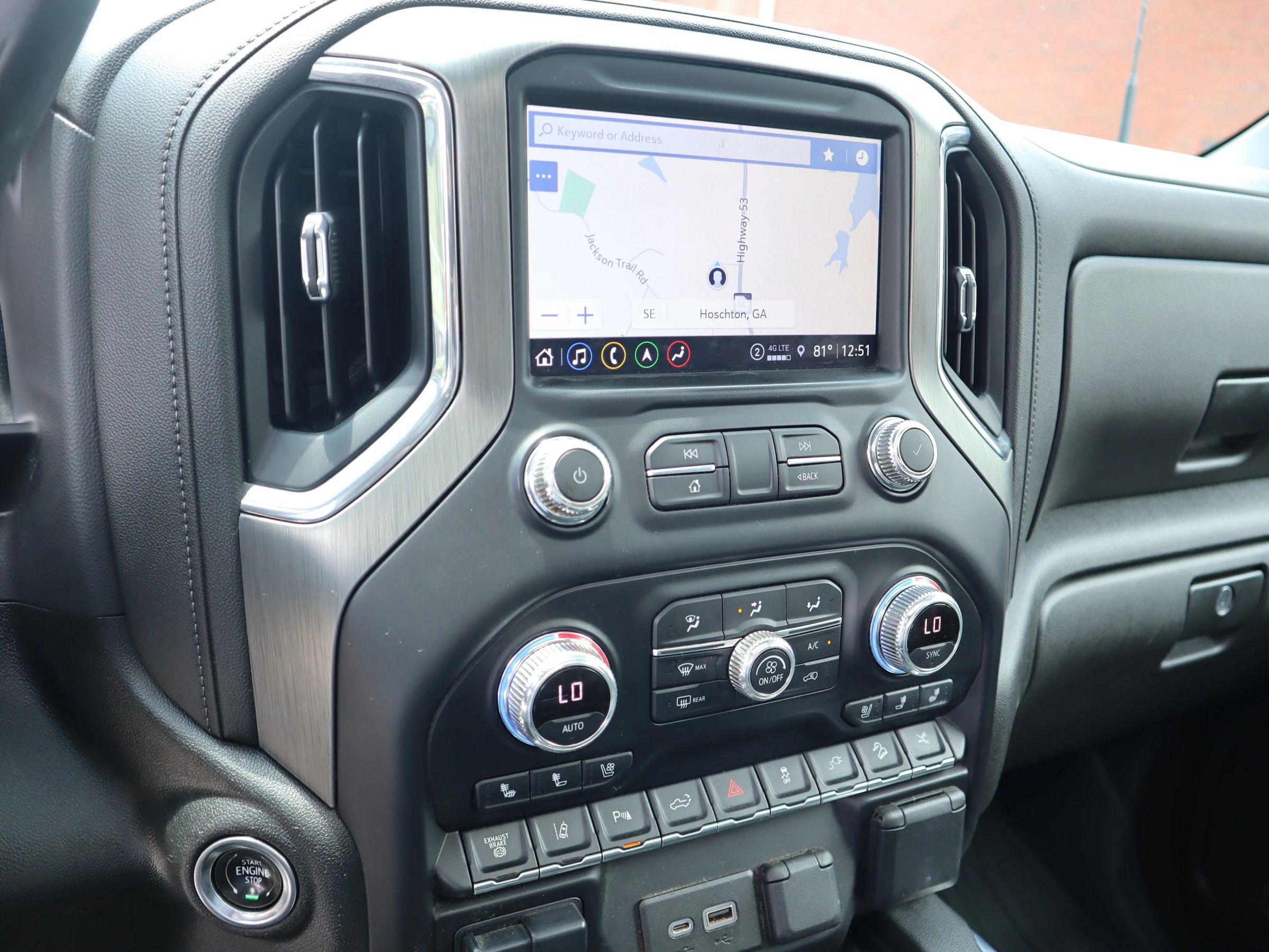 Used 2021 GMC Sierra 2500 Denali w/ Denali Ultimate Package image 17