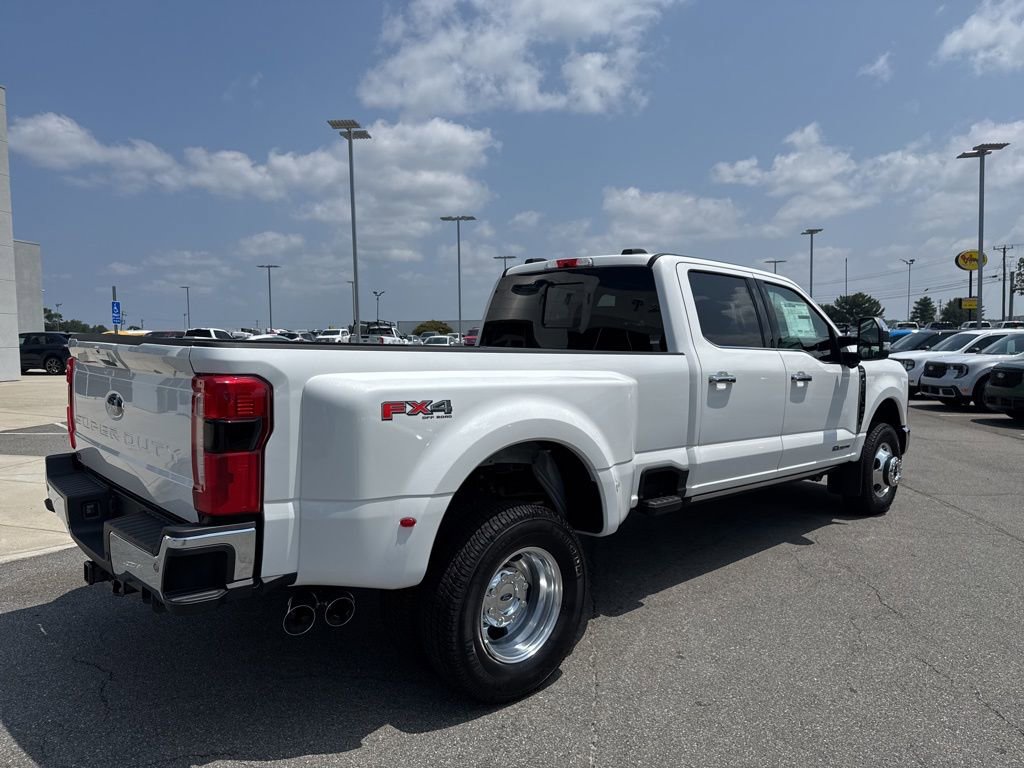 New 2025 Ford F350 Lariat w/ Lariat Ultimate Package image 3