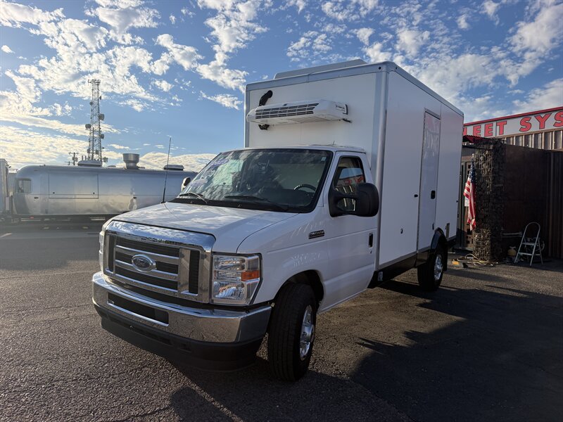 Used 2023 Ford E-350 and Econoline 350 Super Duty w/ Power Windows & Locks Group RWD image 6
