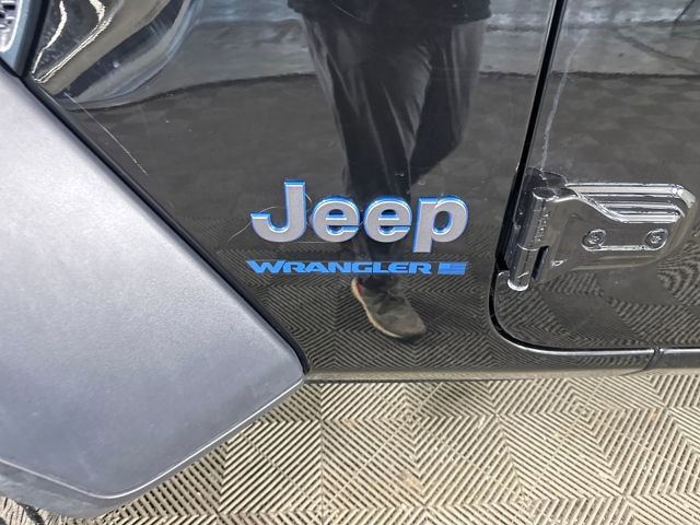 Used 2025 Jeep Wrangler Sport S 4xe w/ Convenience Group image 10