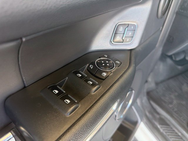 Used 2024 Ford Expedition XLT RWD image 14