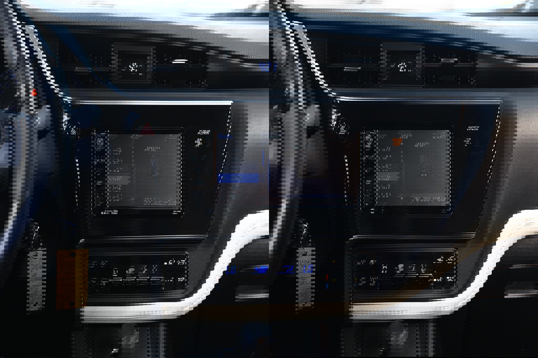 Used 2017 Toyota Corolla iM image 38