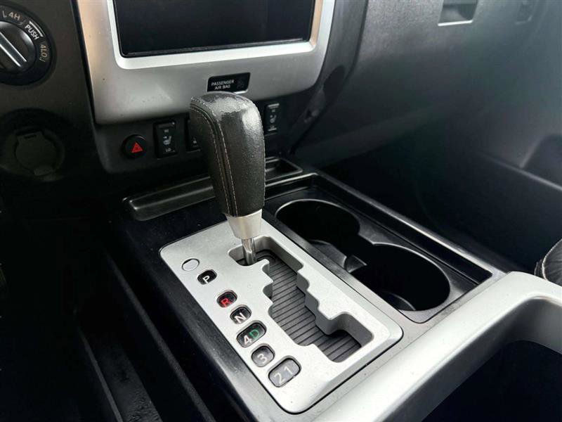 Used 2013 Nissan Titan PRO-4X image 32