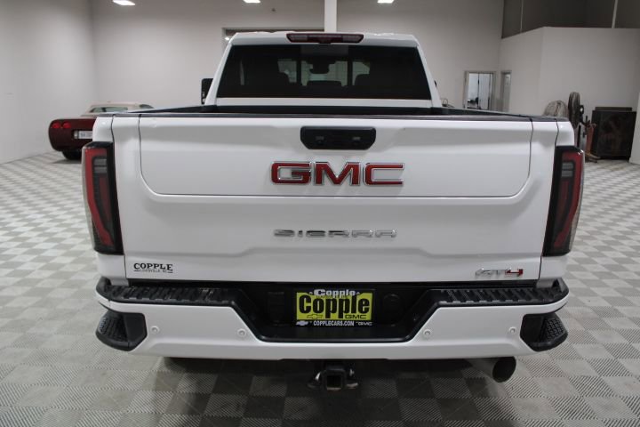 Used 2024 GMC Sierra 2500 AT4 w/ AT4 Premium Plus Package image 10