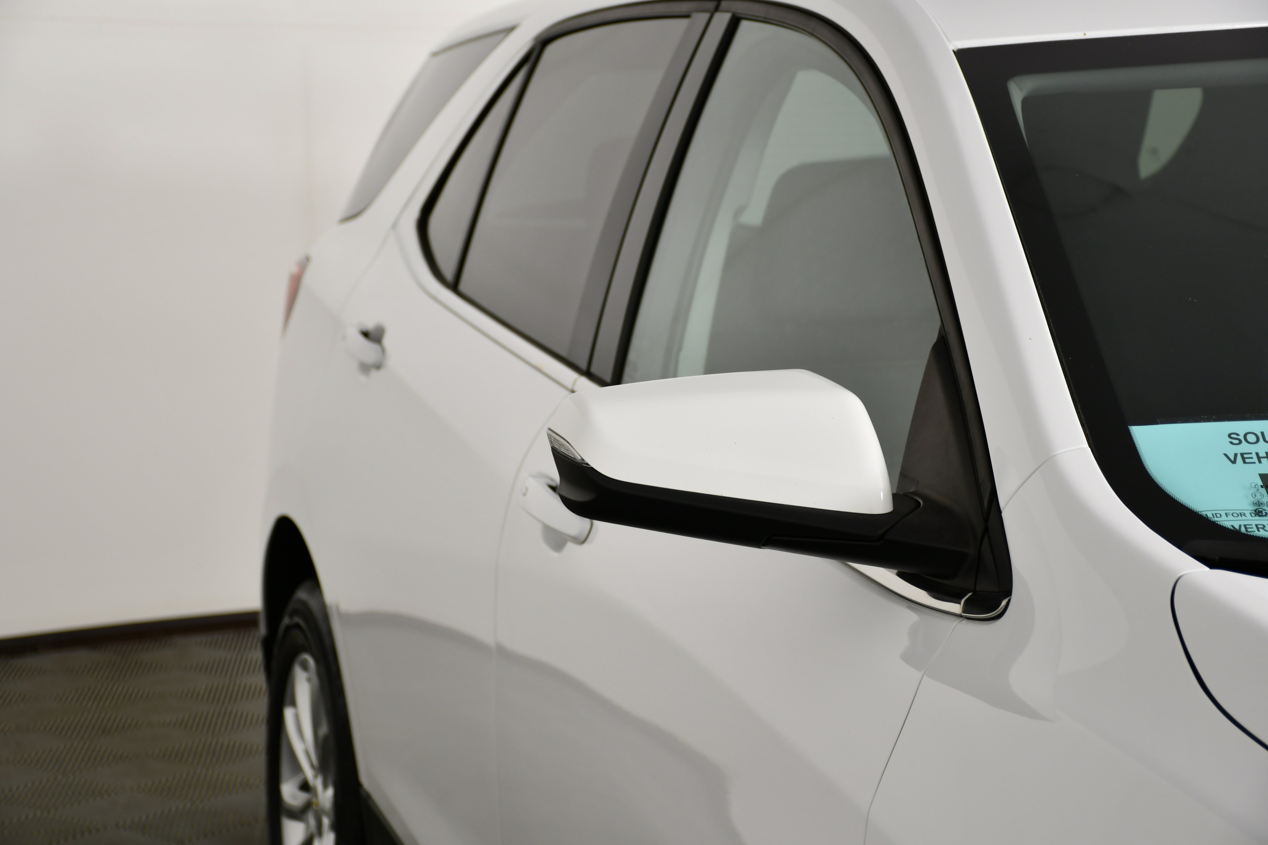 Used 2019 Chevrolet Equinox LT image 14