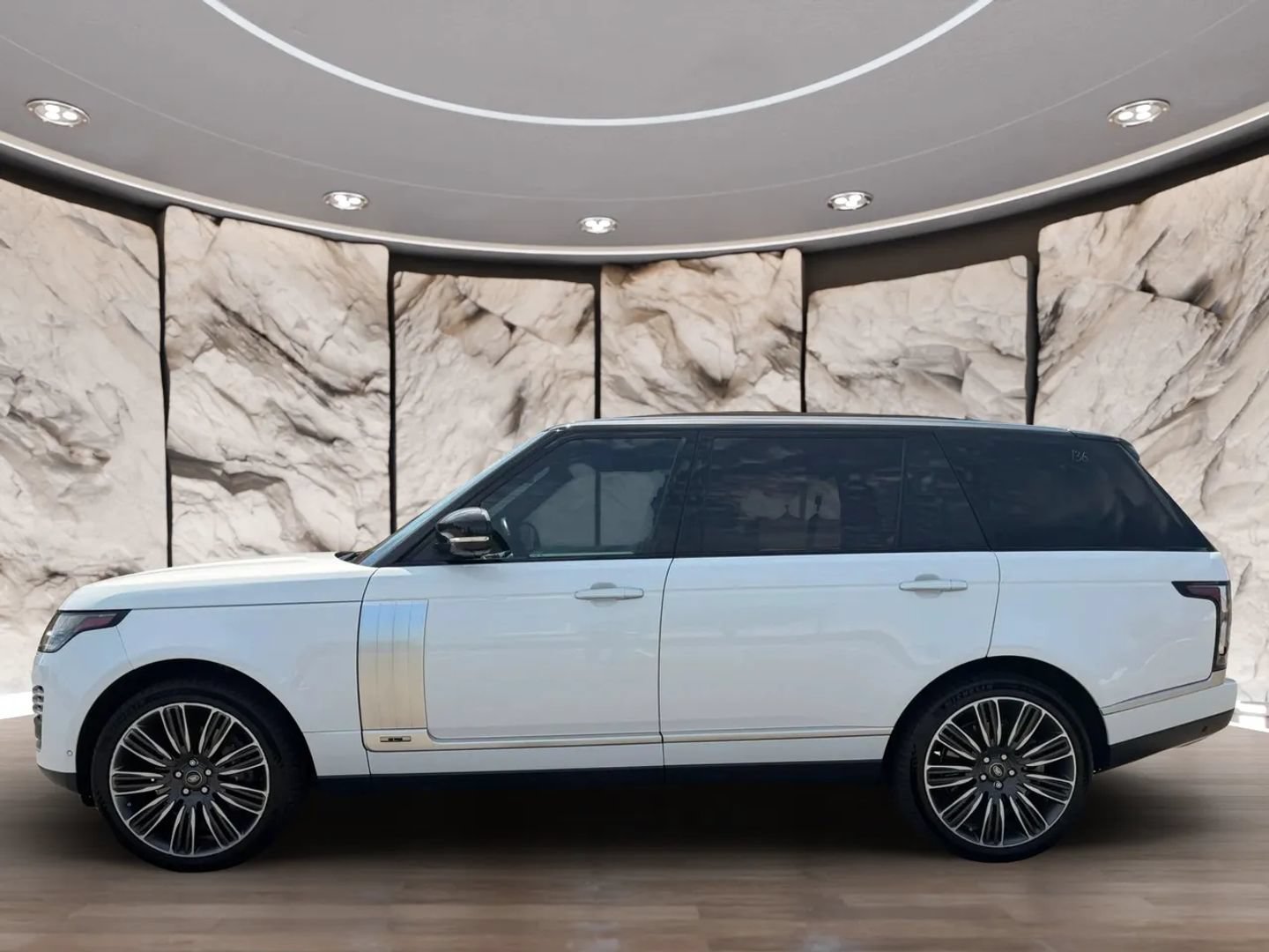 Used 2021 Land Rover Range Rover Long Wheelbase Autobiography AWD/4WD image 5