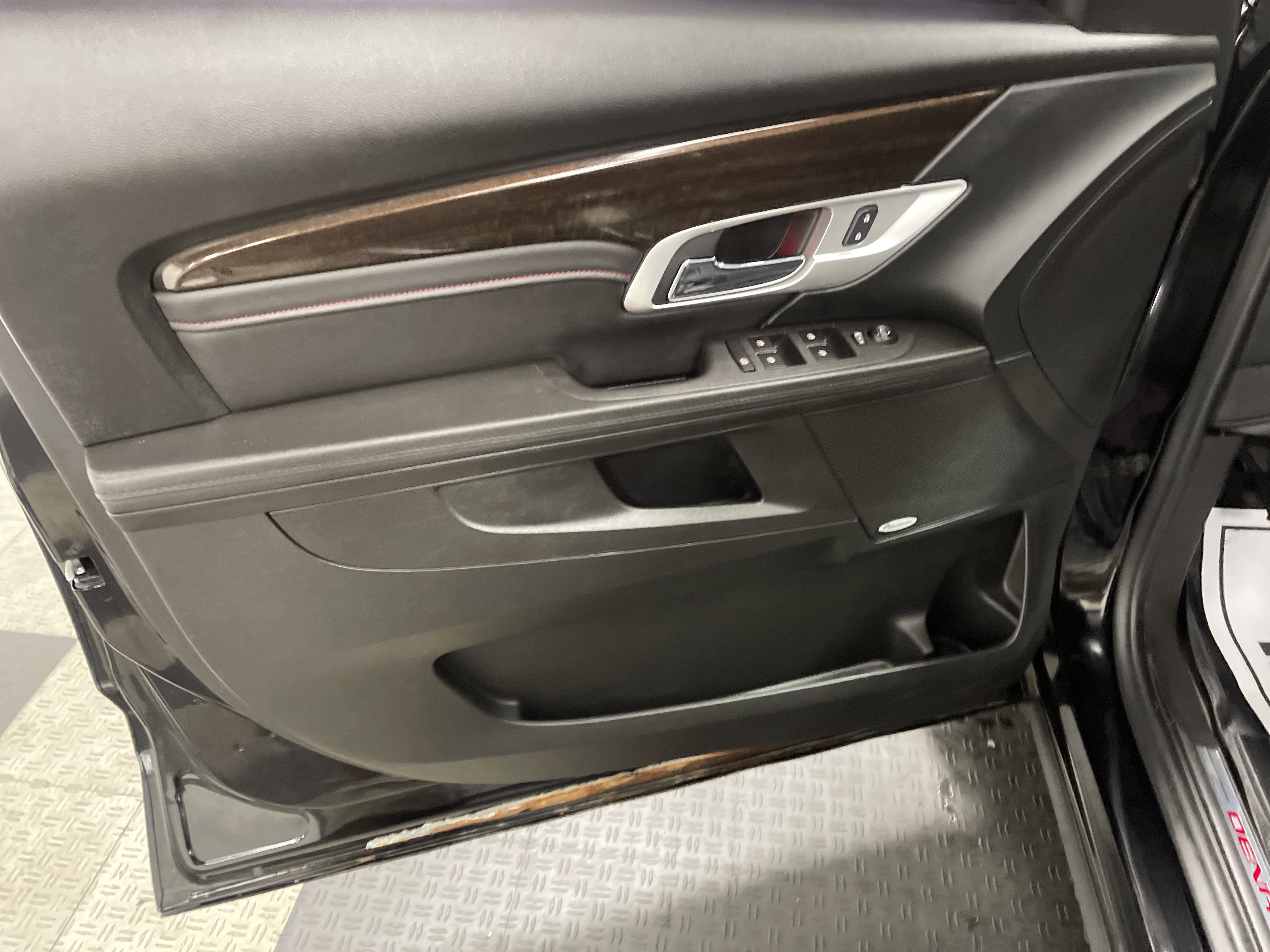 Used 2016 GMC Terrain Denali image 10