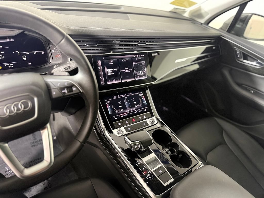 Used 2023 Audi Q7 3.0T Premium Plus AWD/4WD image 17
