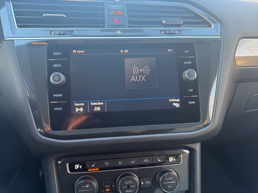 Used 2019 Volkswagen Tiguan S image 10