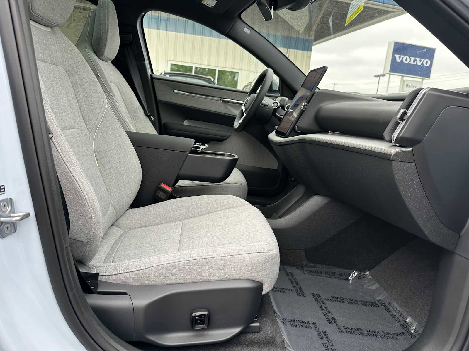 New 2026 Volvo EX30 Ultra w/ Protection Package Premier AWD/4WD image 10