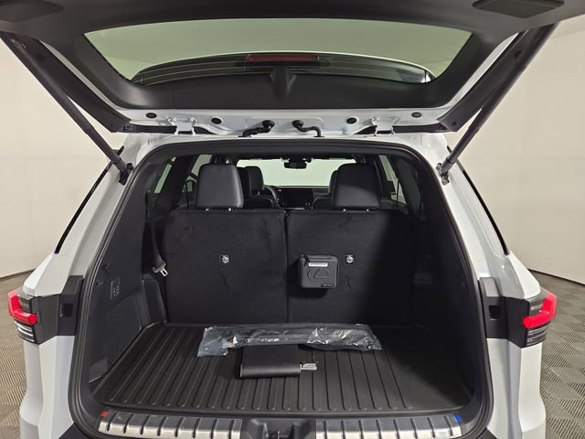 New 2026 Lexus TX 350 AWD image 33