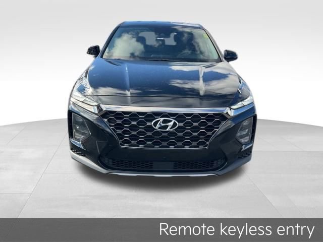 Used 2019 Hyundai Santa Fe SE video 2