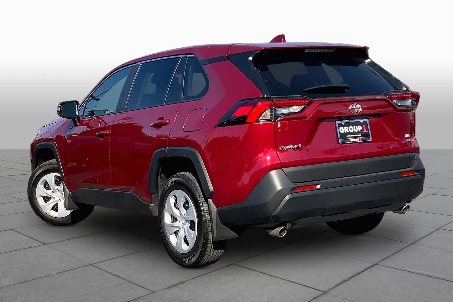 Certified 2025 Toyota RAV4 LE AWD/4WD image 11
