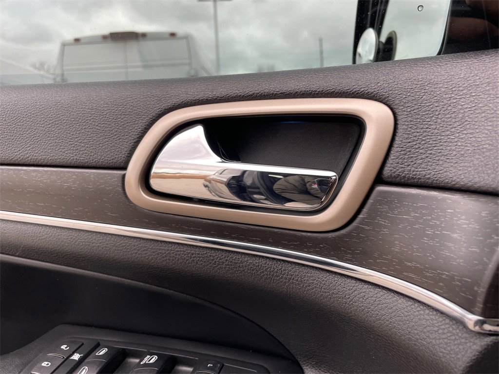 Used 2016 Jeep Grand Cherokee Limited image 31